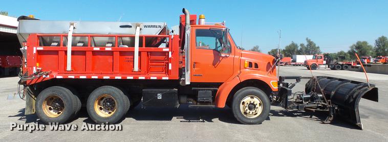 image for item DE7258 2001 Sterling LT7501 dump truck