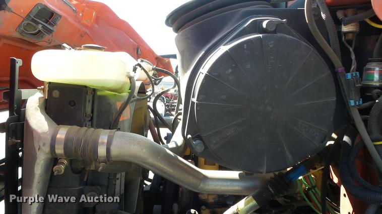 image for item DE7258 2001 Sterling LT7501 dump truck