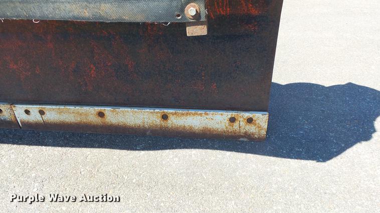 image for item DE7258 2001 Sterling LT7501 dump truck