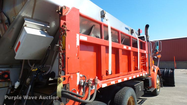 image for item DE7258 2001 Sterling LT7501 dump truck