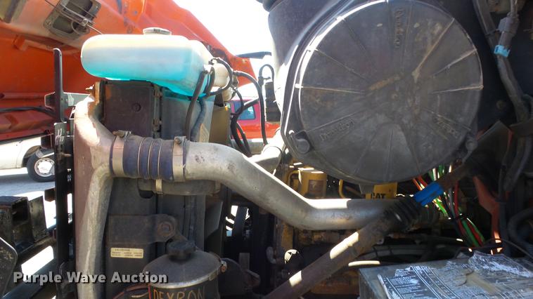 image for item DE7259 2001 Sterling LT7501 dump truck