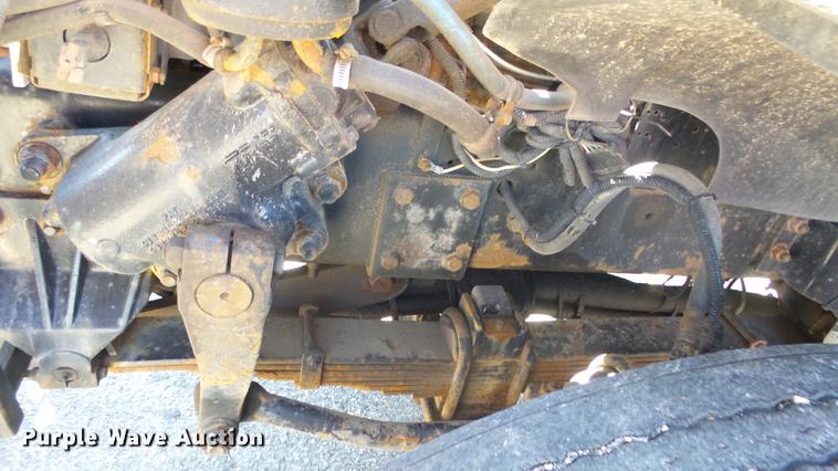 image for item DE7259 2001 Sterling LT7501 dump truck