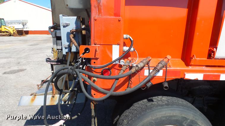 image for item DE7259 2001 Sterling LT7501 dump truck