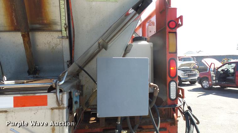 image for item DE7259 2001 Sterling LT7501 dump truck