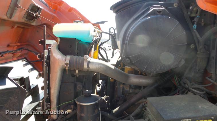 image for item DE7260 2001 Sterling LT7501 dump truck