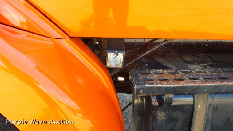 image for item DE7260 2001 Sterling LT7501 dump truck