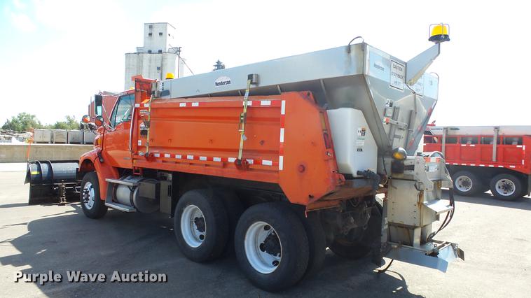 image for item DE7261 2005 Sterling LT7501 dump truck