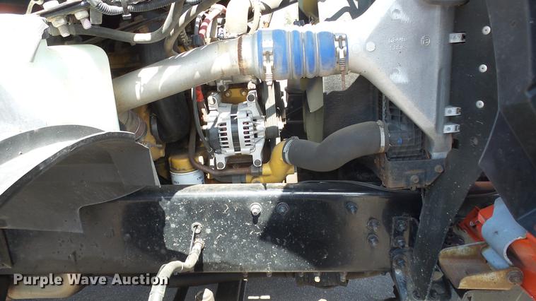 image for item DE7261 2005 Sterling LT7501 dump truck