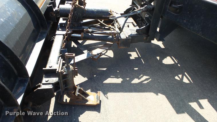 image for item DE7261 2005 Sterling LT7501 dump truck