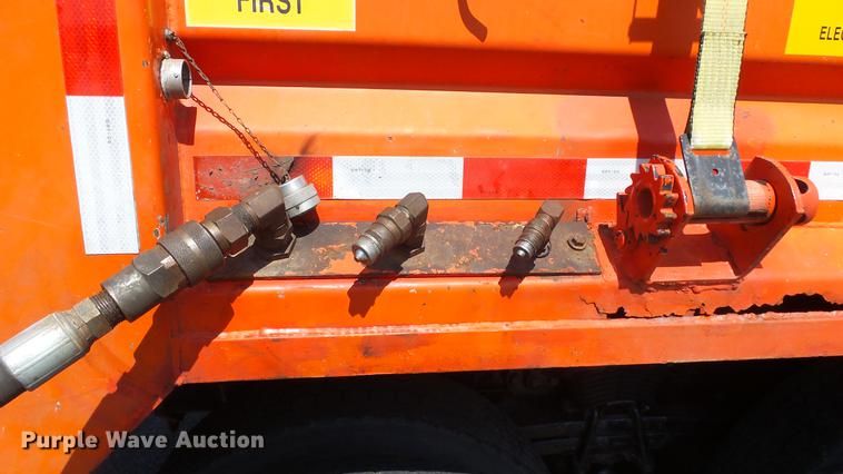 image for item DE7261 2005 Sterling LT7501 dump truck