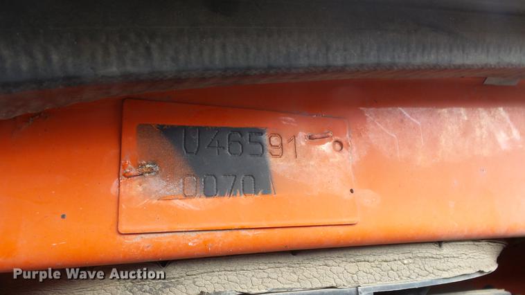 image for item DE7261 2005 Sterling LT7501 dump truck