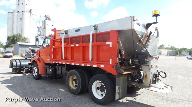 image for item DE7262 2001 Sterling LT7501 dump truck