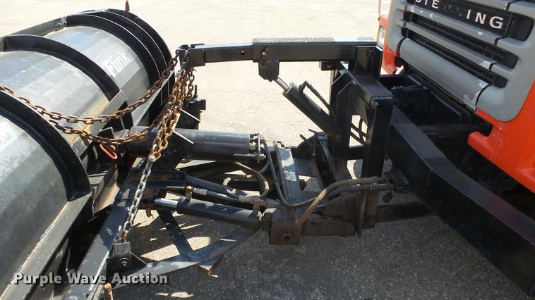 image for item DE7262 2001 Sterling LT7501 dump truck