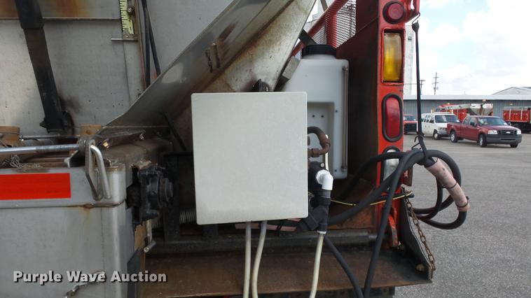 image for item DE7262 2001 Sterling LT7501 dump truck