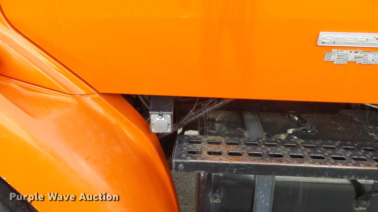 image for item DE7262 2001 Sterling LT7501 dump truck