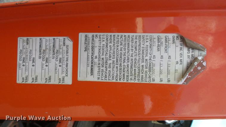 image for item DE7263 2001 Sterling LT7501 dump truck