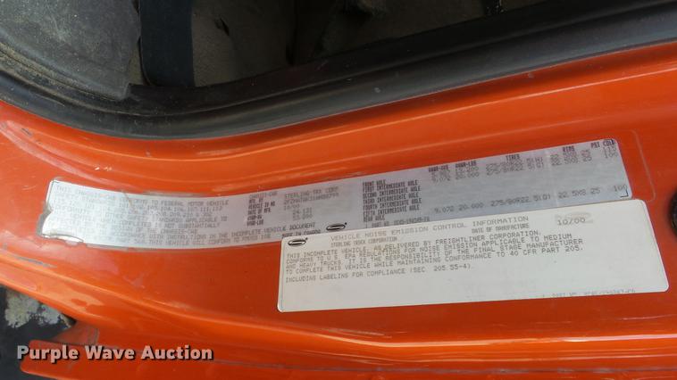 image for item DE7263 2001 Sterling LT7501 dump truck