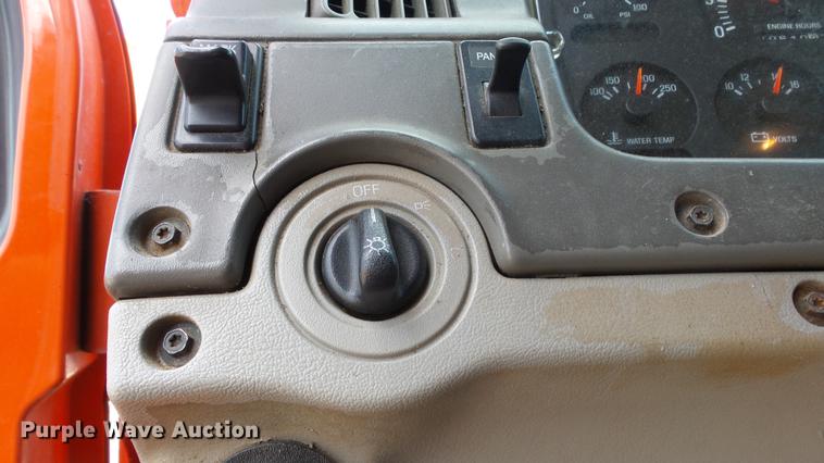 image for item DE7263 2001 Sterling LT7501 dump truck