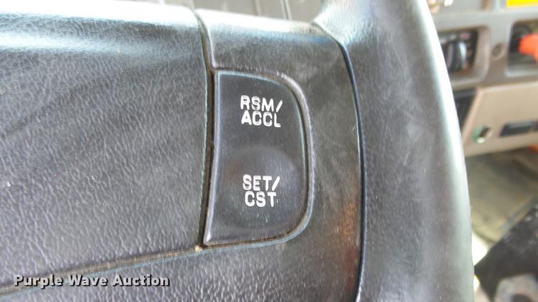 image for item DE7263 2001 Sterling LT7501 dump truck