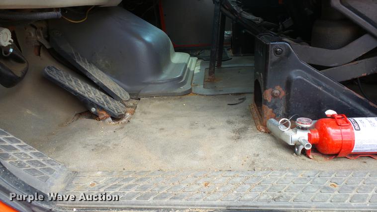 image for item DE7263 2001 Sterling LT7501 dump truck