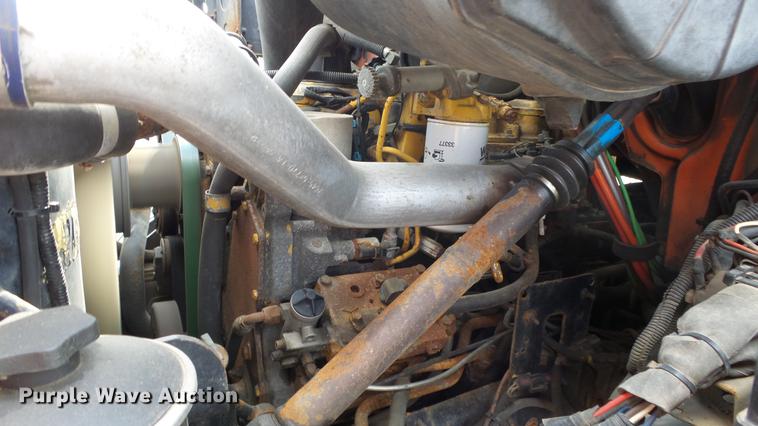 image for item DE7263 2001 Sterling LT7501 dump truck