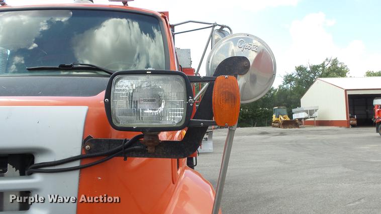 image for item DE7263 2001 Sterling LT7501 dump truck