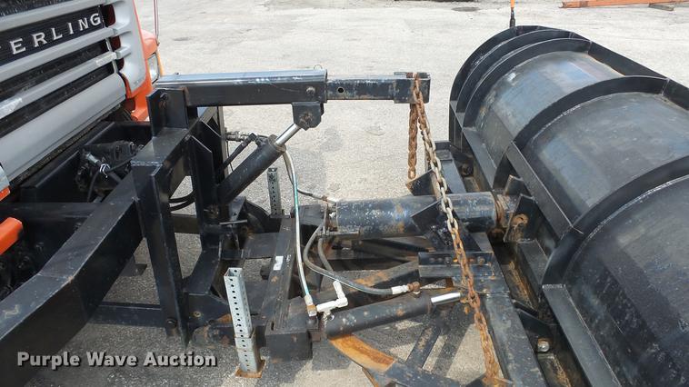 image for item DE7263 2001 Sterling LT7501 dump truck