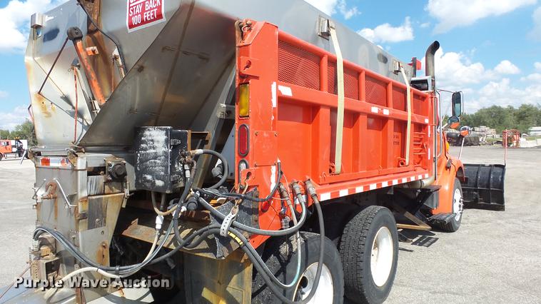 image for item DE7263 2001 Sterling LT7501 dump truck