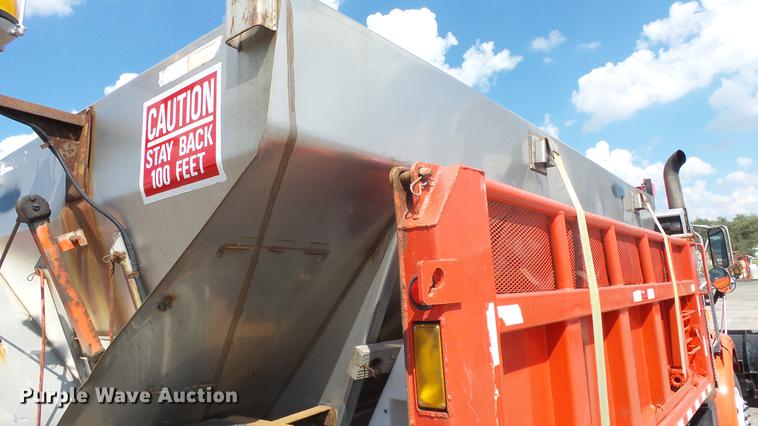 image for item DE7263 2001 Sterling LT7501 dump truck