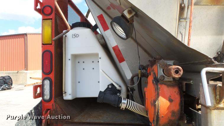 image for item DE7263 2001 Sterling LT7501 dump truck