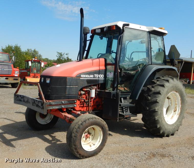 image for item DF1786 2000 New Holland TS100 tractor