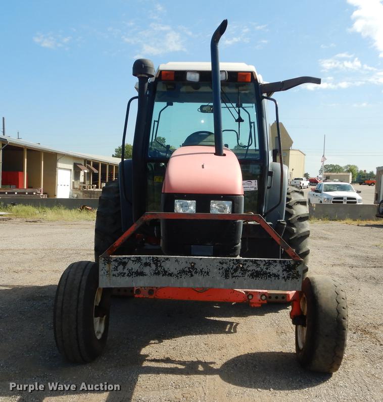 image for item DF1786 2000 New Holland TS100 tractor