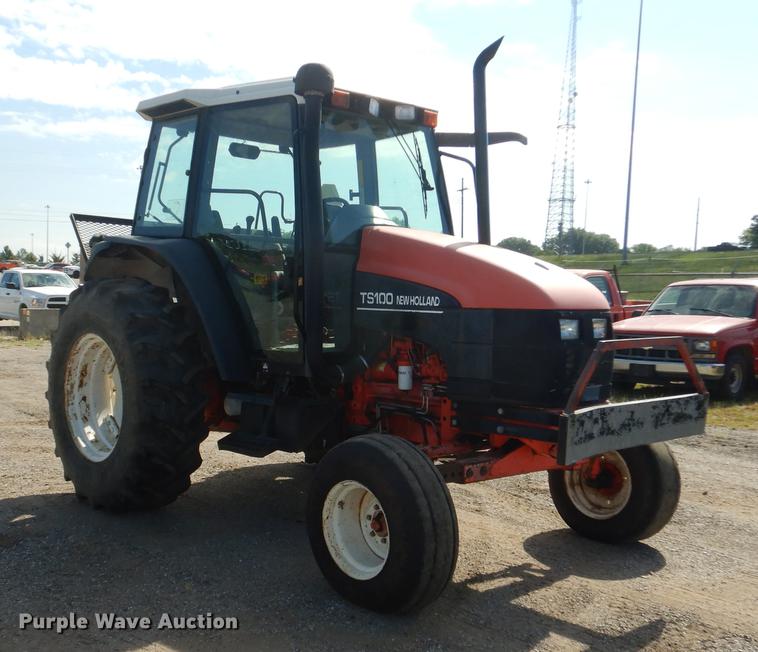 image for item DF1786 2000 New Holland TS100 tractor