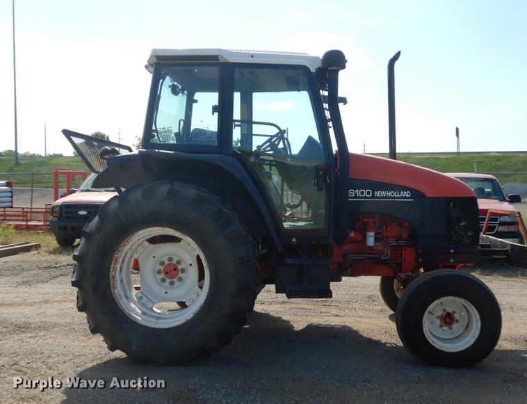 image for item DF1786 2000 New Holland TS100 tractor