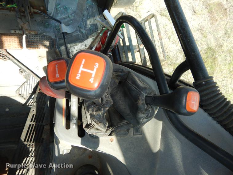 image for item DF1787 1999 New Holland TS100 tractor