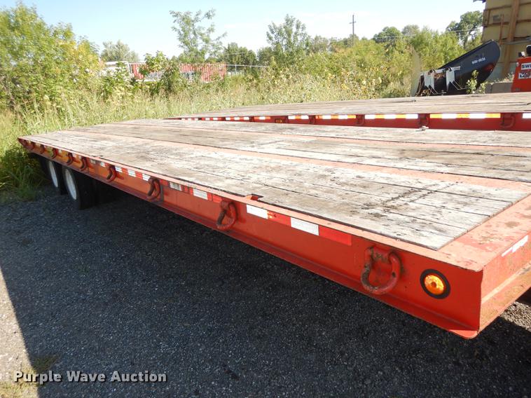 image for item DF1789 2005 Trail Eze EE401 tilt deck equipment trailer