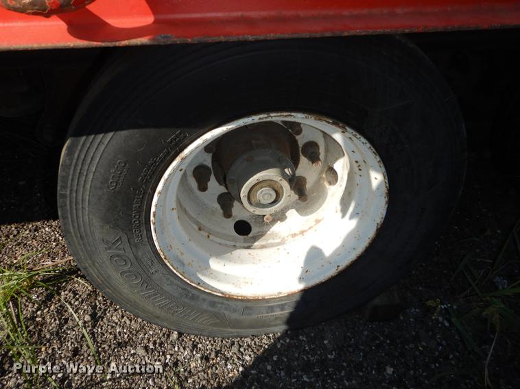 image for item DF1789 2005 Trail Eze EE401 tilt deck equipment trailer