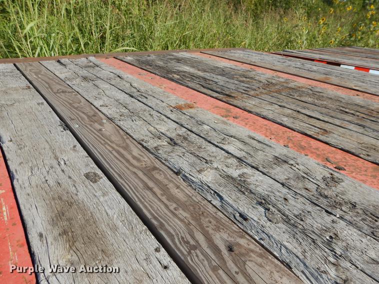 image for item DF1789 2005 Trail Eze EE401 tilt deck equipment trailer