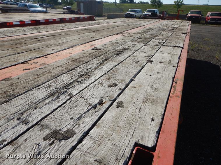 image for item DF1789 2005 Trail Eze EE401 tilt deck equipment trailer