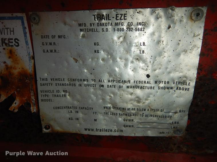 image for item DF1789 2005 Trail Eze EE401 tilt deck equipment trailer