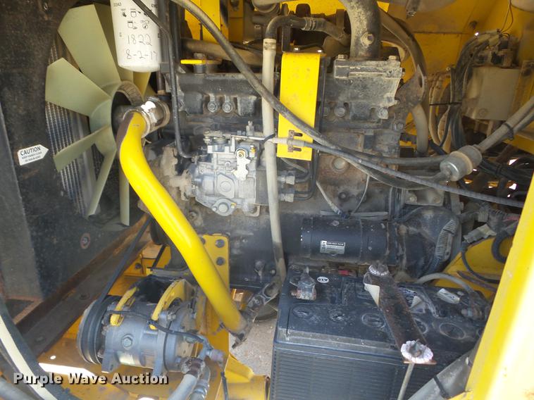 image for item EI9937 2007 Superior DT80CT broom