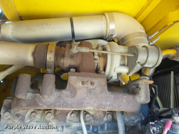 image for item EI9937 2007 Superior DT80CT broom