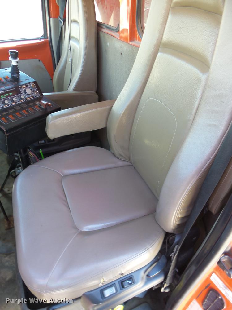 image for item EI9938 2003 Sterling LT7501 dump truck