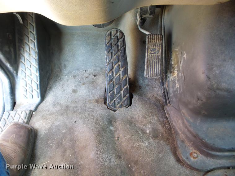 image for item EI9938 2003 Sterling LT7501 dump truck