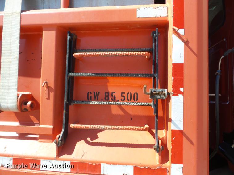 image for item EI9938 2003 Sterling LT7501 dump truck