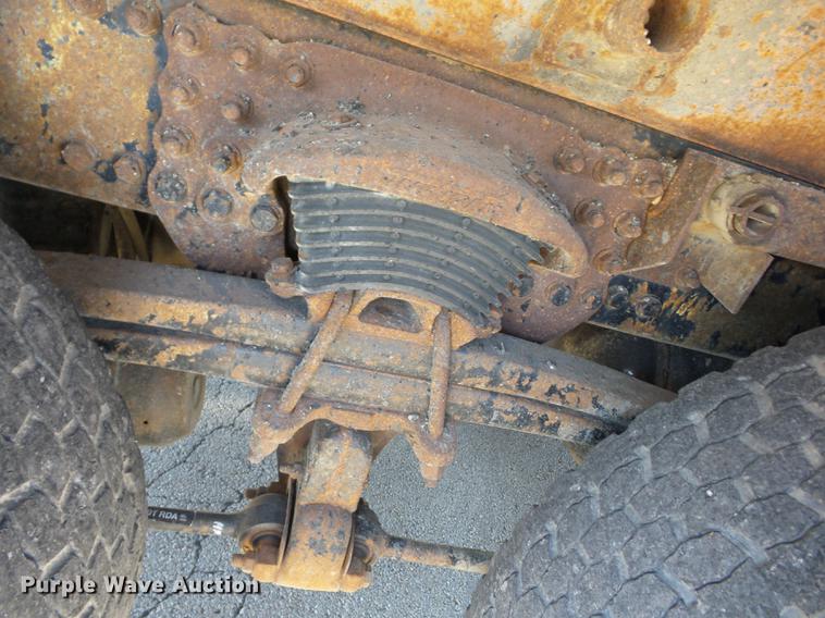 image for item EI9938 2003 Sterling LT7501 dump truck