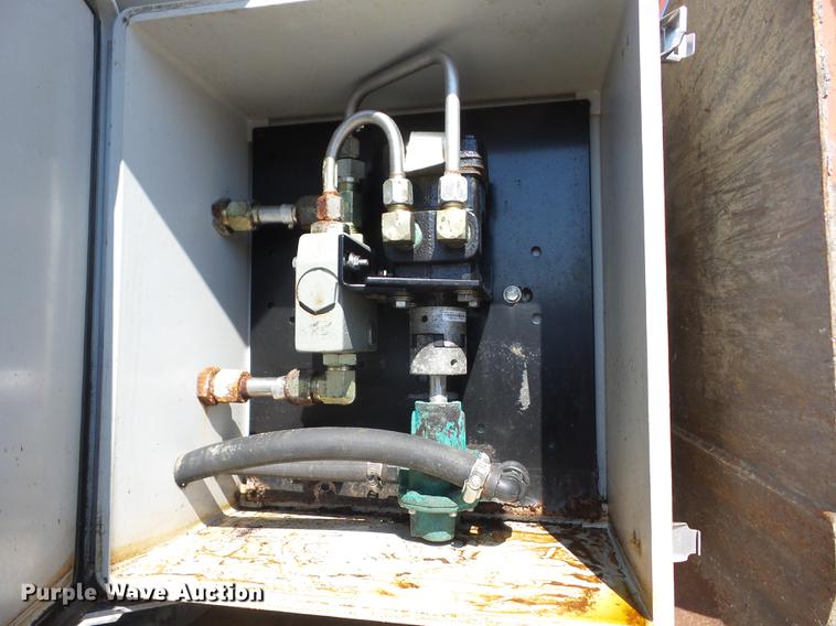 image for item EI9938 2003 Sterling LT7501 dump truck