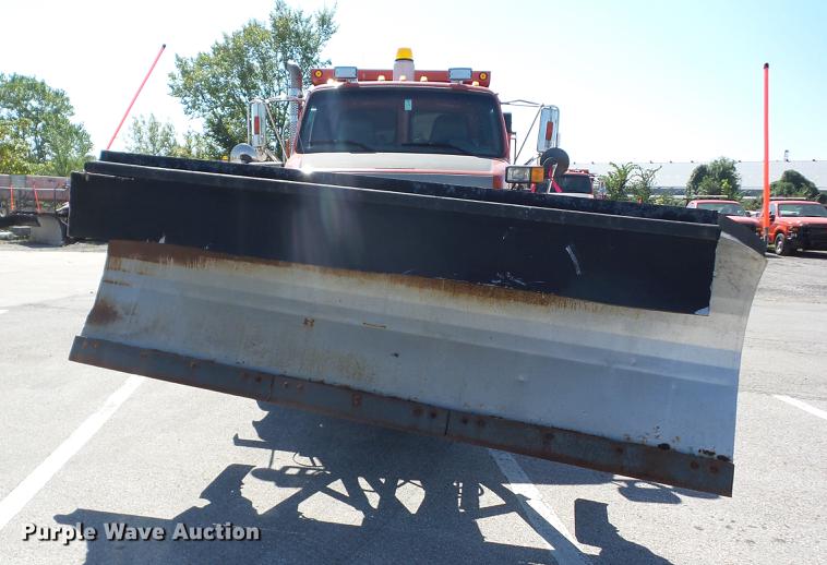 image for item EI9939 2001 Sterling LT7501 dump truck