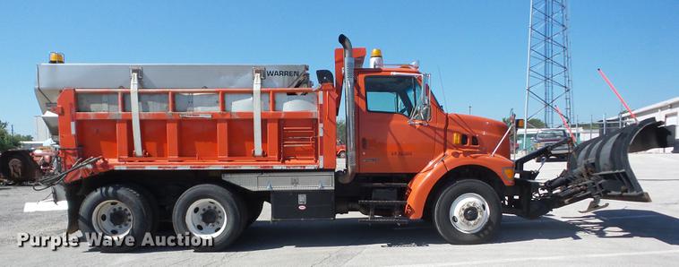 image for item EI9939 2001 Sterling LT7501 dump truck