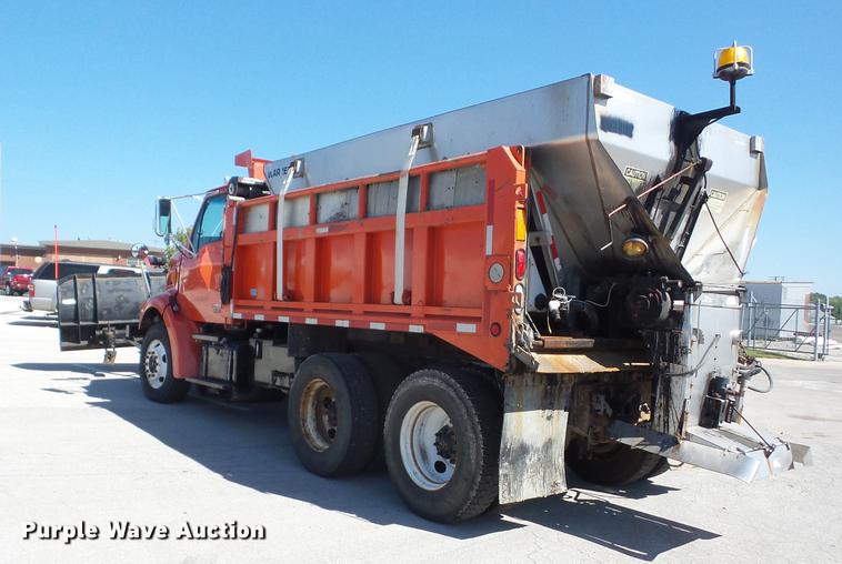 image for item EI9939 2001 Sterling LT7501 dump truck